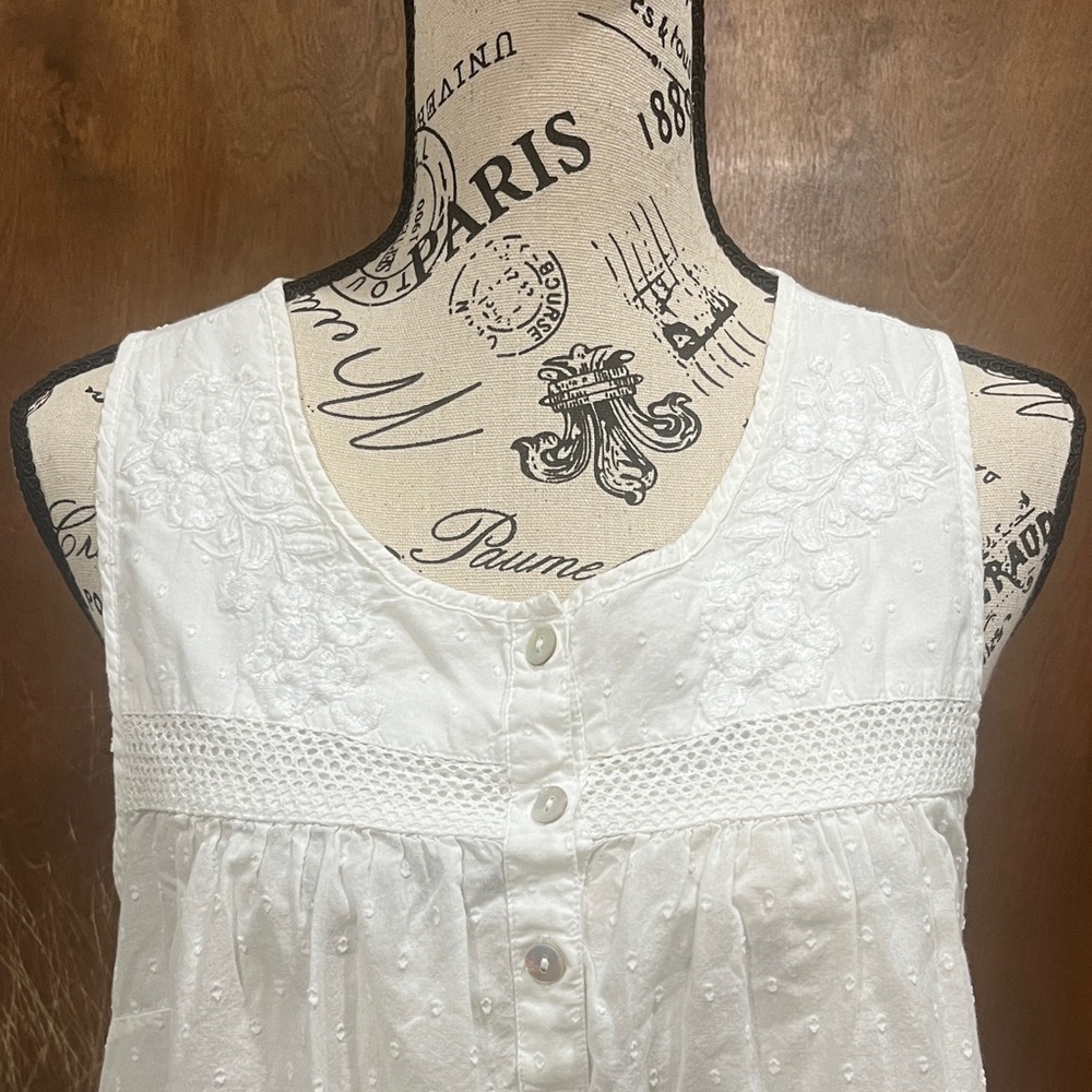 Saint Tropez West White Lace Chemise - Picture 2 of 8